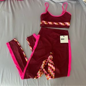 NWT BEACH RIOT sangria check set